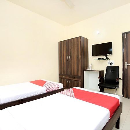 Oyo 16126 Aanantham Hotel Ludhiana Exterior photo